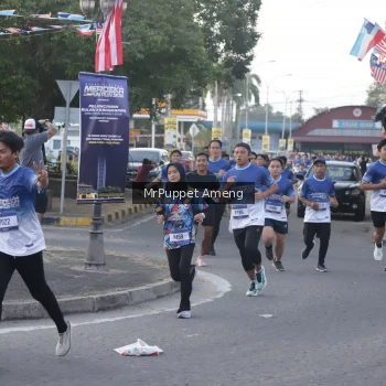 Runner Photo 3468637