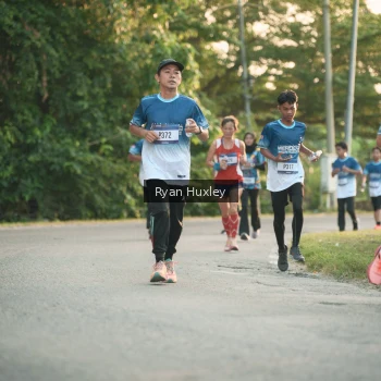 Runner Photo 3468666