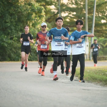 Runner Photo 3468675