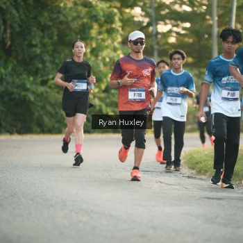 Runner Photo 3468678