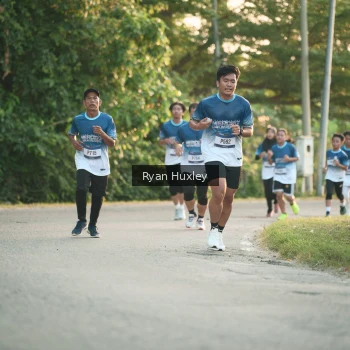 Runner Photo 3468755