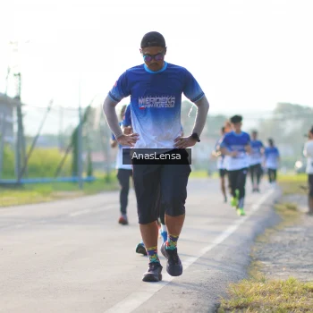 Runner Photo 3468788