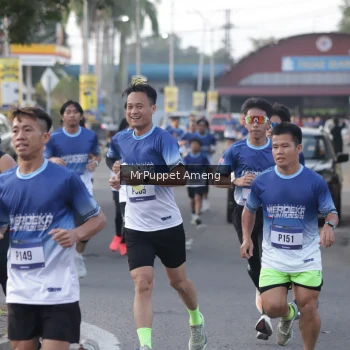 Runner Photo 3468823