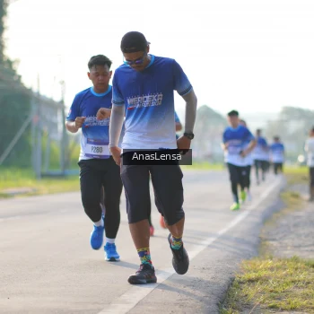 Runner Photo 3468866