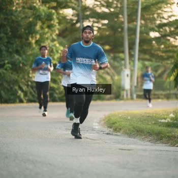 Runner Photo 3468875