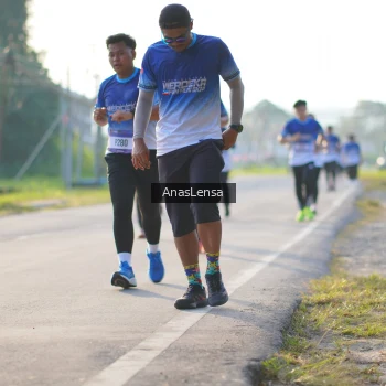 Runner Photo 3468877
