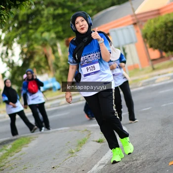 Runner Photo 3468898