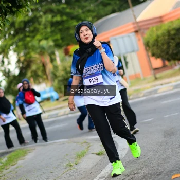 Runner Photo 3468905