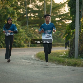Runner Photo 3468907