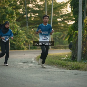 Runner Photo 3468911