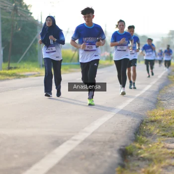 Runner Photo 3468950