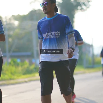 Runner Photo 3468973