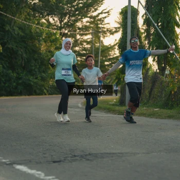 Runner Photo 3468979