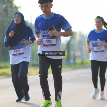 Runner Photo 3469024