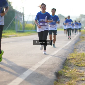 Runner Photo 3469047