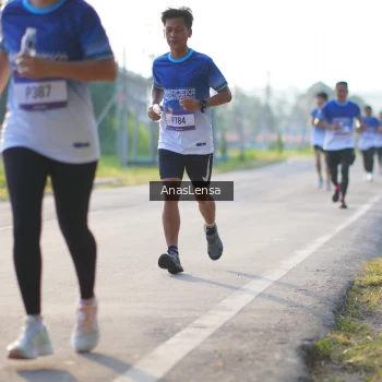 Runner Photo 3469089