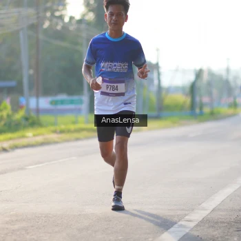 Runner Photo 3469108