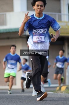 Runner Photo 3469127