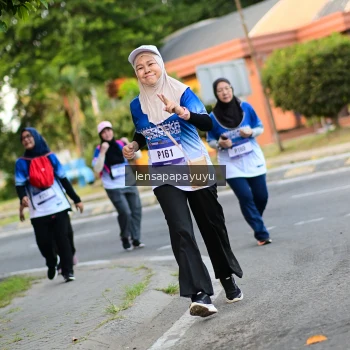 Runner Photo 3469129