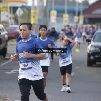 Runner Photo 3469139