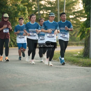Runner Photo 3469141