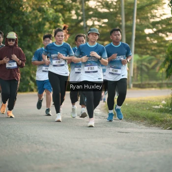Runner Photo 3469155