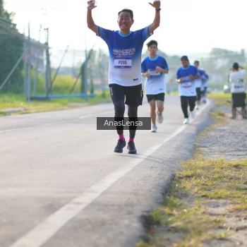 Runner Photo 3469196