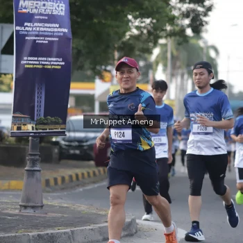 Runner Photo 3469305