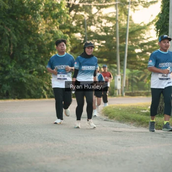 Runner Photo 3469313
