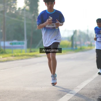 Runner Photo 3469371