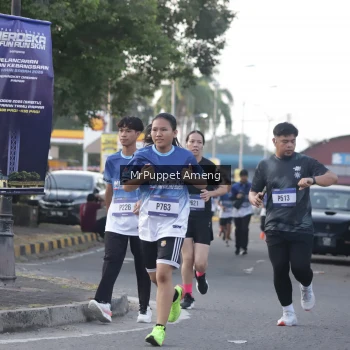 Runner Photo 3469393