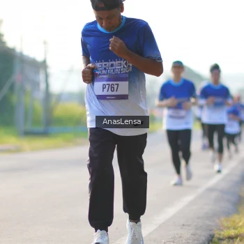 Runner Photo 3469401