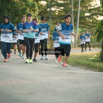 Runner Photo 3469424