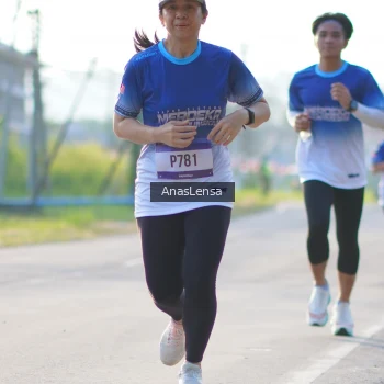 Runner Photo 3469432