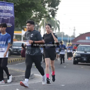 Runner Photo 3469433