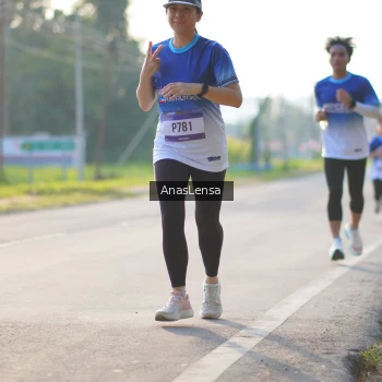 Runner Photo 3469444