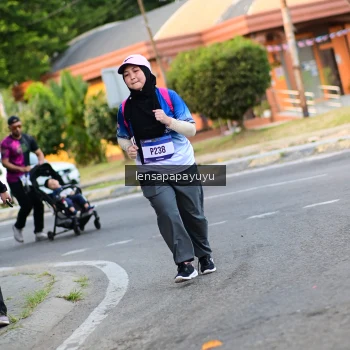 Runner Photo 3469551