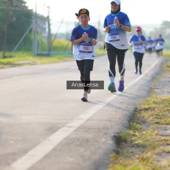 Runner Photo 3469569