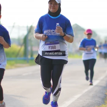 Runner Photo 3469584