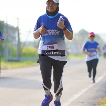 Runner Photo 3469593
