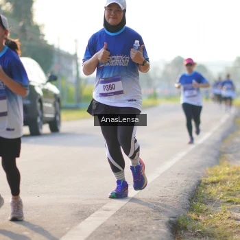 Runner Photo 3469601