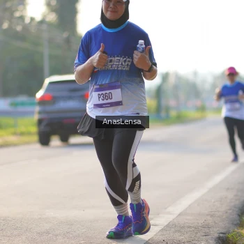 Runner Photo 3469613