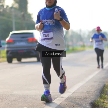 Runner Photo 3469615