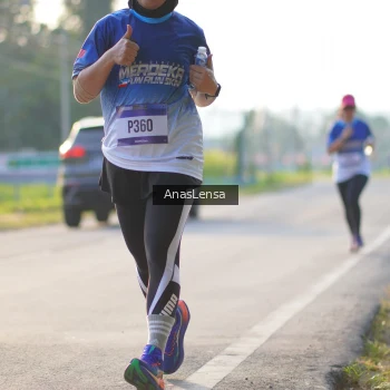 Runner Photo 3469620