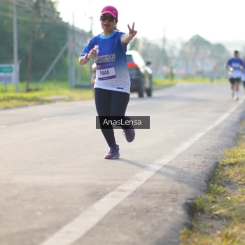 Runner Photo 3469643