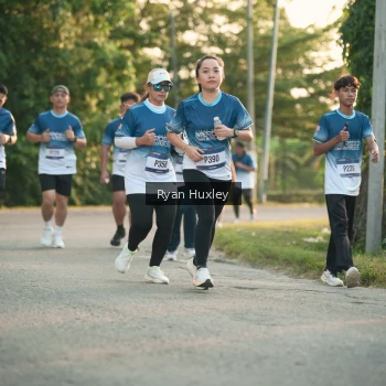 Runner Photo 3469660