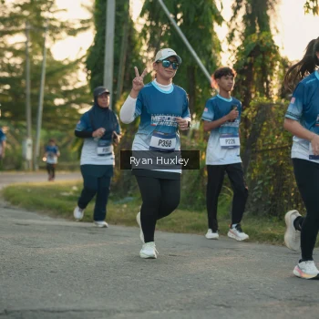 Runner Photo 3469673