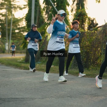 Runner Photo 3469676