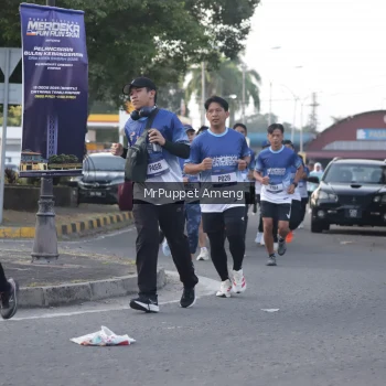 Runner Photo 3469694