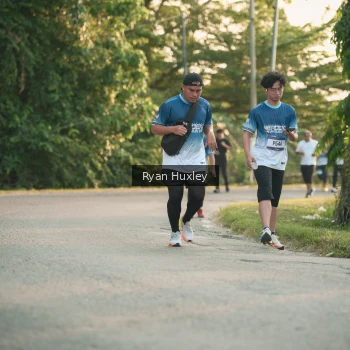 Runner Photo 3469698